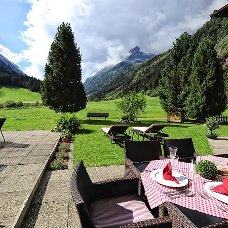 Gletscher-landhaus Brunnenkogel 3* Sankt Leonhard im Pitztal