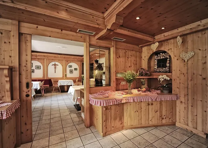 Guest house Gletscher-landhaus Brunnenkogel 3*